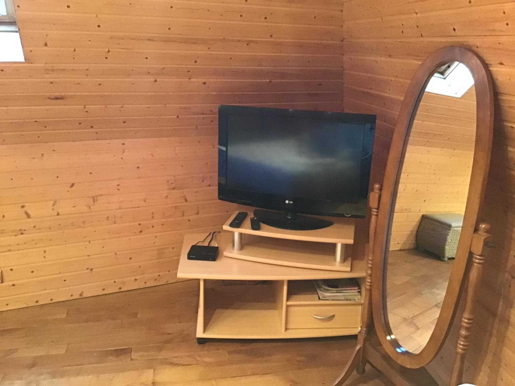 Studio Coeur De Village Эстен Экстерьер фото